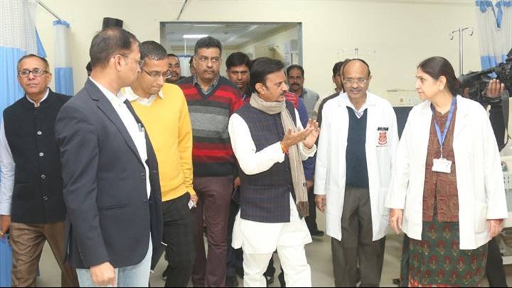 उप मुख्यमंत्री श्री शुक्ल ने हमीदिया चिकित्सालय का किया निरीक्षण